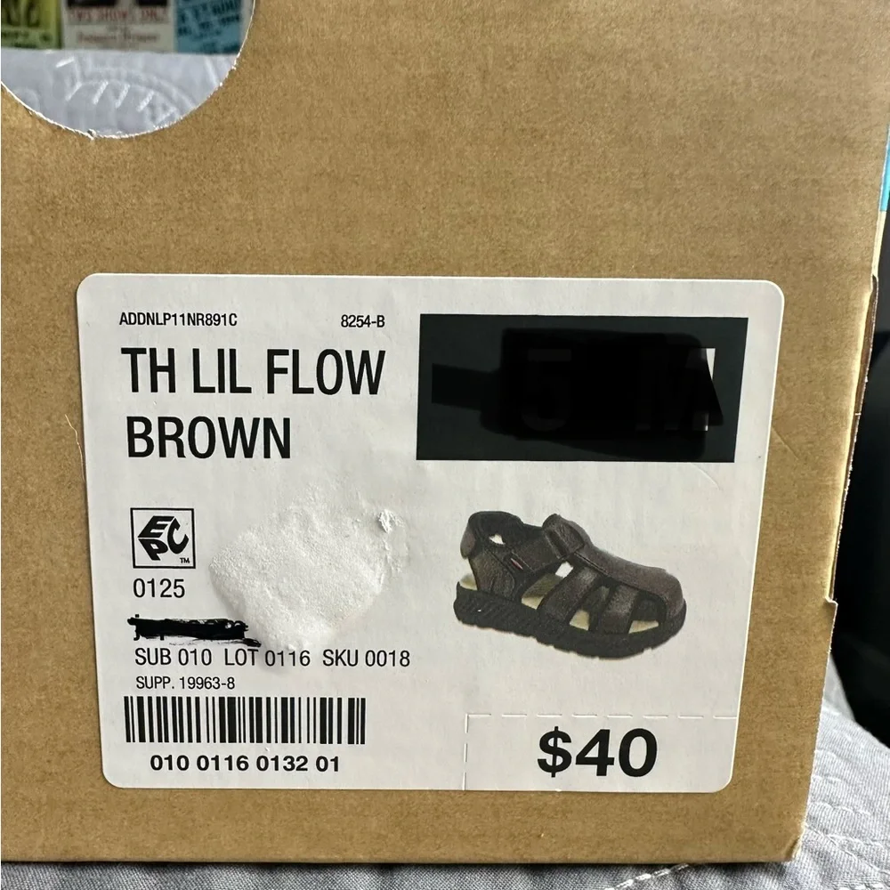 Thereabouts Toddler Boys Brown Lil Flow Strap Sandals NWT Size baby/toddler 5